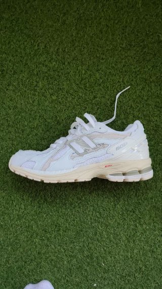 New Balance 1906D Talla 43