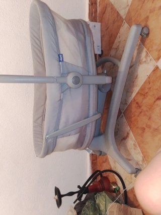 Mini Cuna Bebé Gris con Barra de Sonido