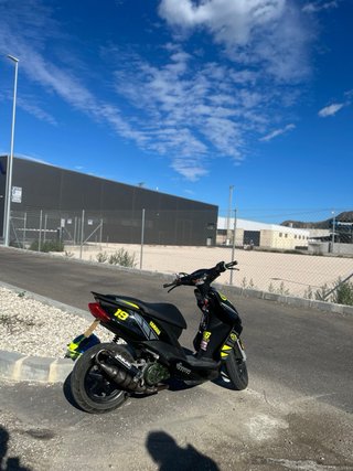 Yamaha Jog R Scooter Negra