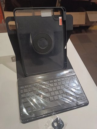 Funda iPad Pro 11 M4 2024 con Teclado Desmontable