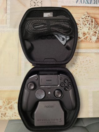 Mando Nacon Revolution 5 Pro PS5