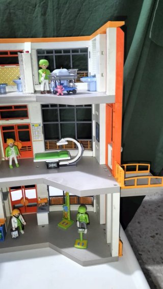 Hospital Playmobil 3 Plantas