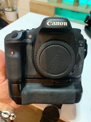 Canon EOS 7D Opción solo cuerpo o kit entero.