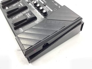 multiefectos guitarra boss me-25