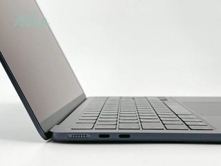 MacBook Air 13" M3 (2024) 8 CPU/10 GPU núcleos - SSD 512 - RAM 16GB - Azul Medianoche