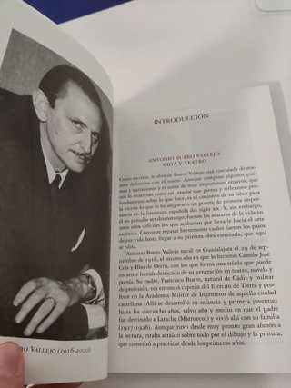 Historia de una Escalera - 9788468201139