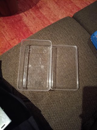 Caja mediana de cristal para guardar cosas