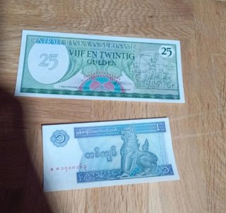 Lote de Billetes Antiguos Varios Países