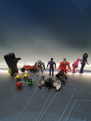 Lote de 15 figuras PVC, moto space quest y mas