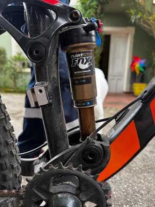 Bicicleta GIANT Enduro 27.5