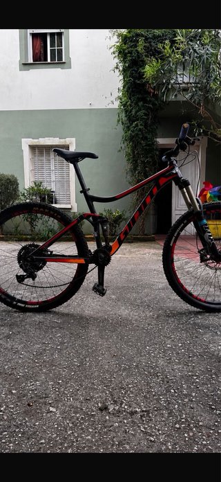 Bicicleta GIANT Enduro 27.5