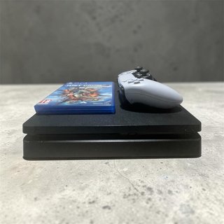 PS4 Slim 1TB Nera + Controller + Gioco