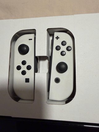 Nintendo Switch OLED Bianca e Nera