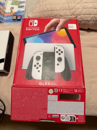Nintendo Switch OLED Bianca e Nera