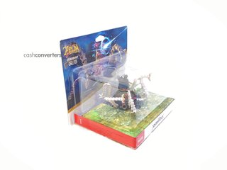figura accion nintendo guardian - the legend of zelda: breath of the wild