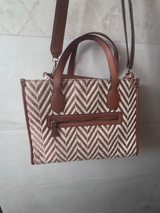 Bolso Guess Beige y Marrón