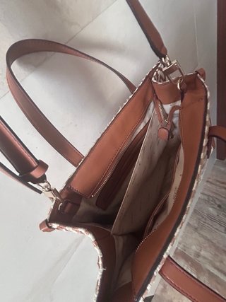 Bolso Guess Beige y Marrón