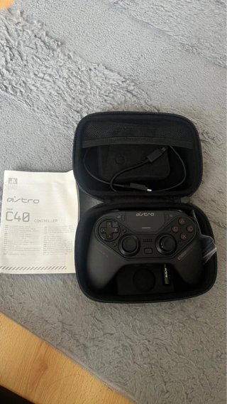 Astro C40 Controller + Estuche y Cable