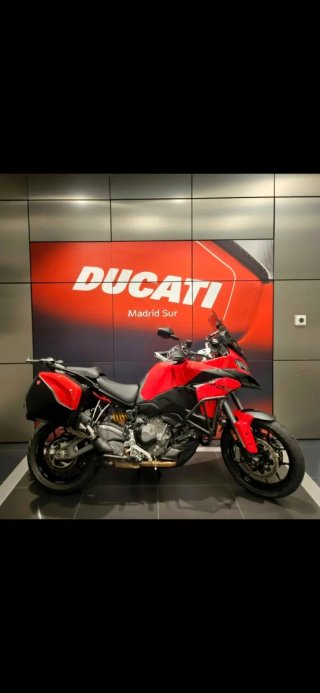 Ducati Multistrada V2 S 2025