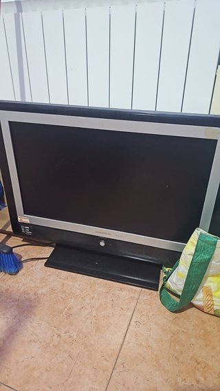 Televisión Grundig mediana