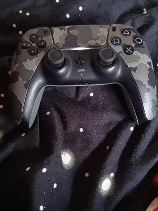 Consola PS5 + Mando Camuflaje