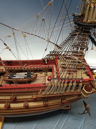 Maqueta Galeón La couronne 66 x 68 x 17 cm + vitrina a medida