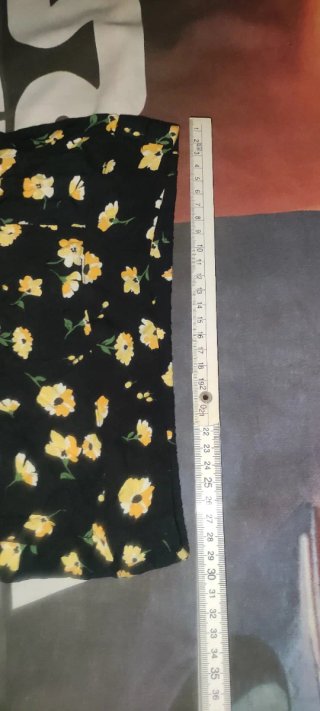 Falda S floral Bershka