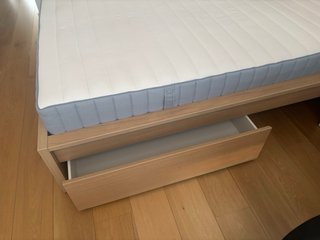 Estructura Cama Ikea 140x200 + Colchón