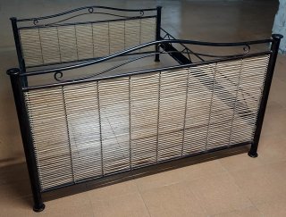 Cama Hierro Forjado y Bambú Diseño