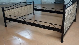 Cama Hierro Forjado y Bambú Diseño