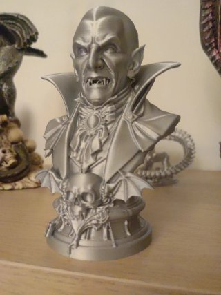 Busto Drácula Plateado