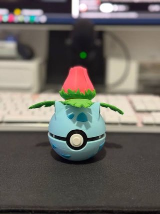 Pokébola Ivysaur Coleccionable 3D