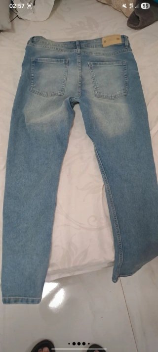 Set di abbigliamento: 3 jeans, 3 polo e 1 camicia