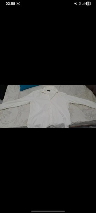 Set di abbigliamento: 3 jeans, 3 polo e 1 camicia
