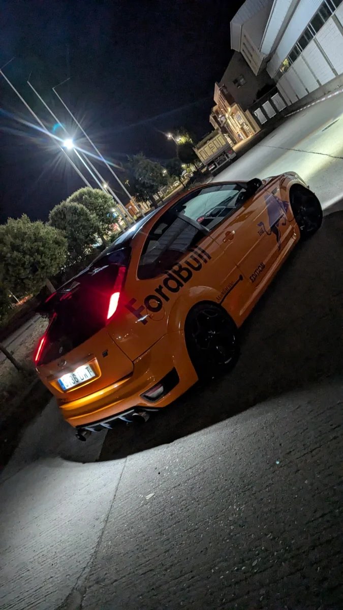 Ford Focus 2006 - foto 1