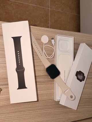 Reloj Apple Beige/Dorado
