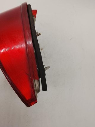 2216 piloto trasero izquierdo 1103285 ford fiesta