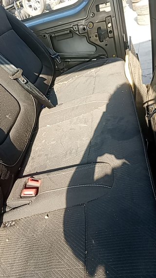 ASIENTOS TRASEROS Renault Trafic II Combi (04.2001->)