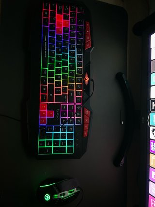 Kit Teclado y Ratón Scorpion Negro/Rojo