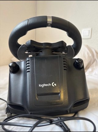 Volante Logitech G920 con Pedales