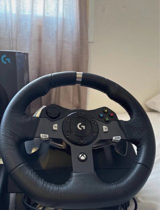 Volante Logitech G920 con Pedales