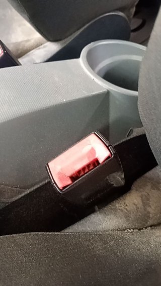 ENGANCHE CINTURON DELANTERO IZQUIERDO Seat Ibiza Berlina (6J5)(06.2008->)