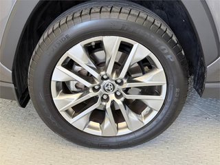 TOYOTA RAV4 5P Luxury 220H e-CVT (4x2)