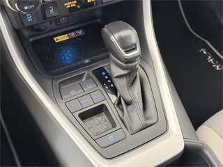 TOYOTA RAV4 5P Luxury 220H e-CVT (4x2)
