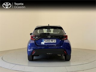 TOYOTA Yaris ACTIVE PLUS