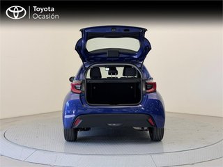 TOYOTA Yaris ACTIVE PLUS
