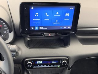 TOYOTA Yaris ACTIVE PLUS