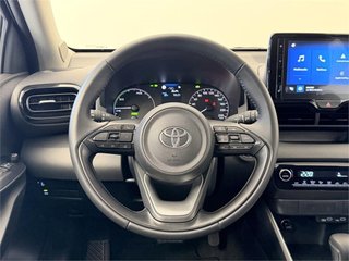 TOYOTA Yaris ACTIVE PLUS