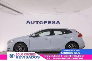 VOLVO V40 2.0 T2 MOMENTUM AUTO 122CV 5P # IVA DEDUCIBLE,NAVY,CAMARA TRASERA 2.0 T2 MOMENTUM AUTO 122CV 5P