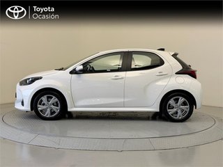 TOYOTA Yaris ACTIVE PLUS